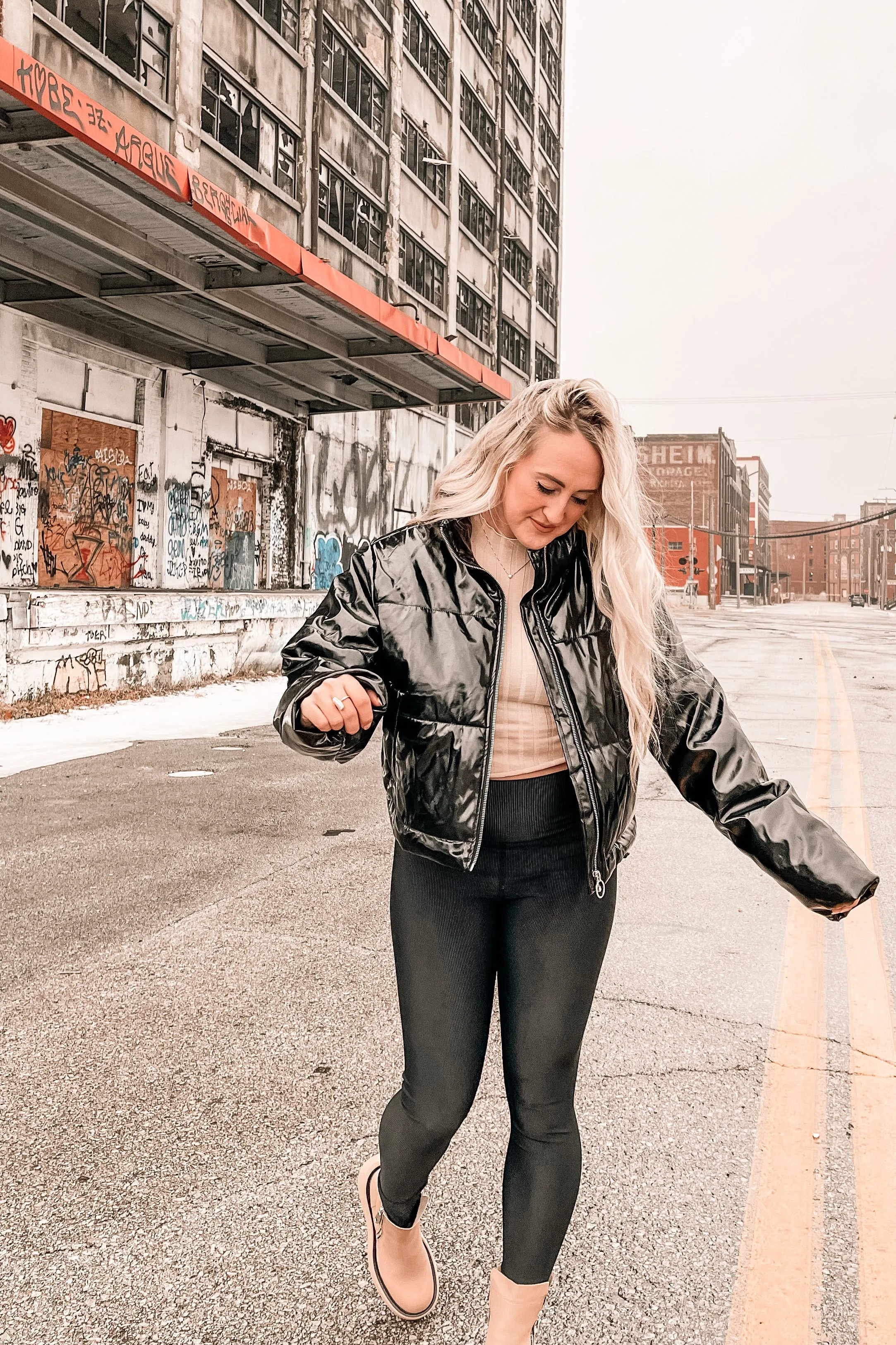 Breckenridge Puffer Coat in Liquid Black