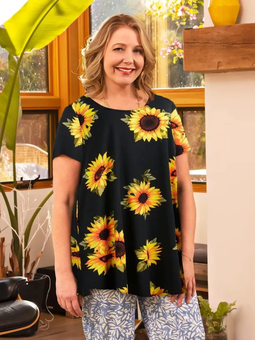 LARACE Plus Size Tops for Women Short Sleeve Shirts Casual Summer Clothes Round Neck Tunics for Leggings