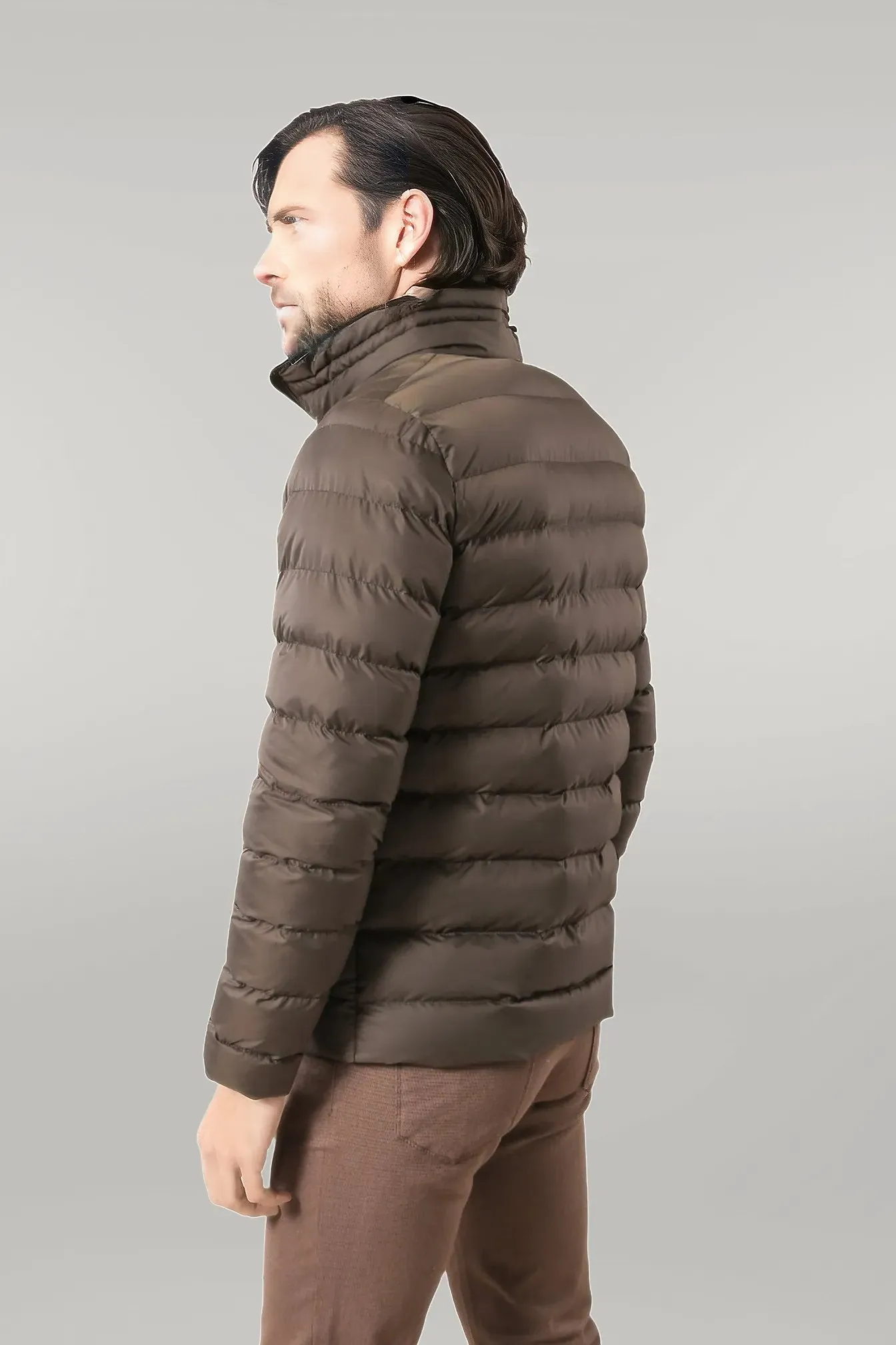 WSS Quilted Standing Collar 2 Pockets Short Khaki Men Down Coat  - Singen