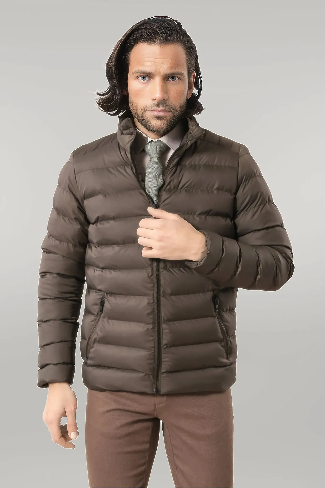 WSS Quilted Standing Collar 2 Pockets Short Khaki Men Down Coat  - Singen